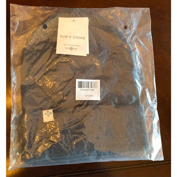 SUN + STONE - NWT - Men’s Tall Solid Beanie in Heathered Grey. Machine Washable - Picture 11 of 11